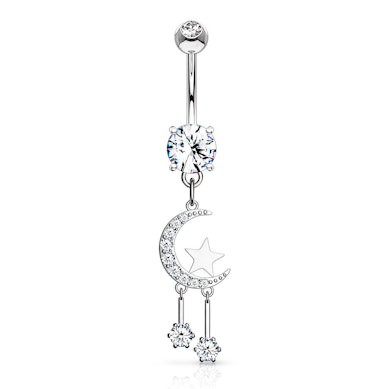 Piercing pour le nombril avec une lune et des étoiles