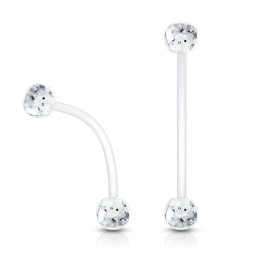 Piercing pour le nombril femme enceinte avec des boules scintillantes