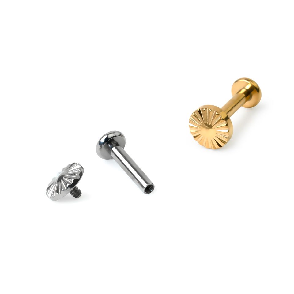 Labret en titane avec design en forme de diamant
