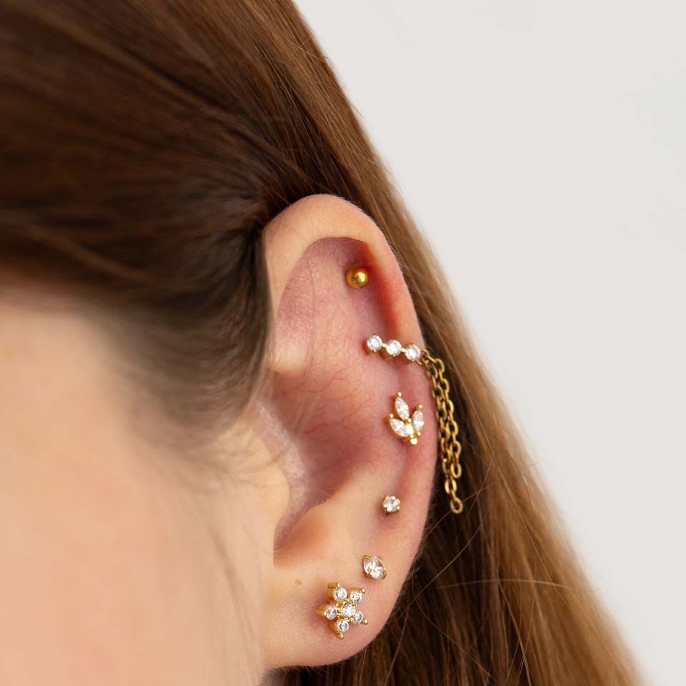 Labret en titane avec embout inférieur plat en forme de cœur
