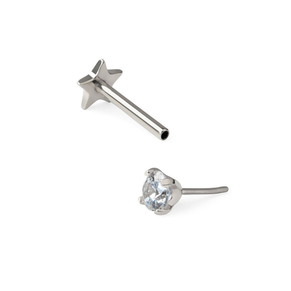 Labret push-in en titane avec une pierre et une étoile plate