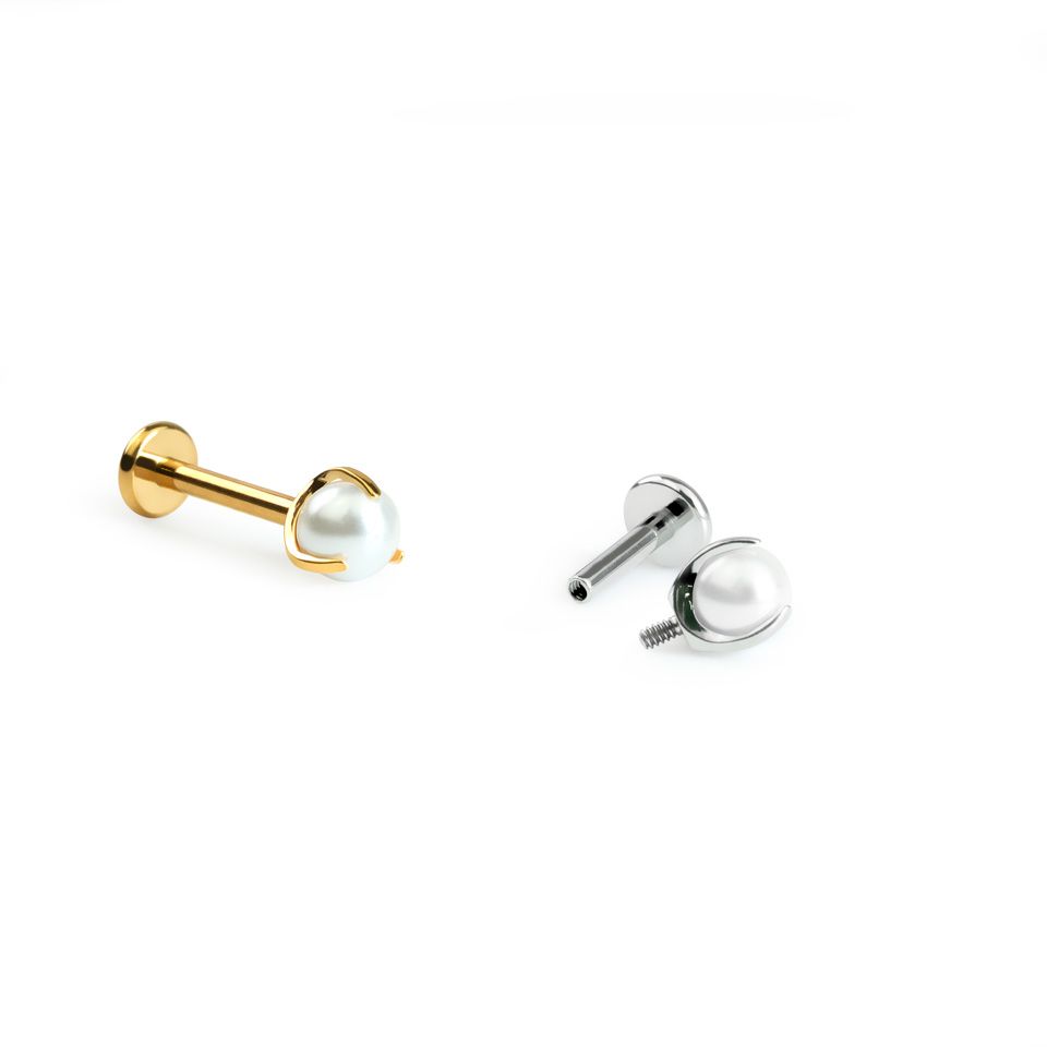 Labret en titane avec une perle