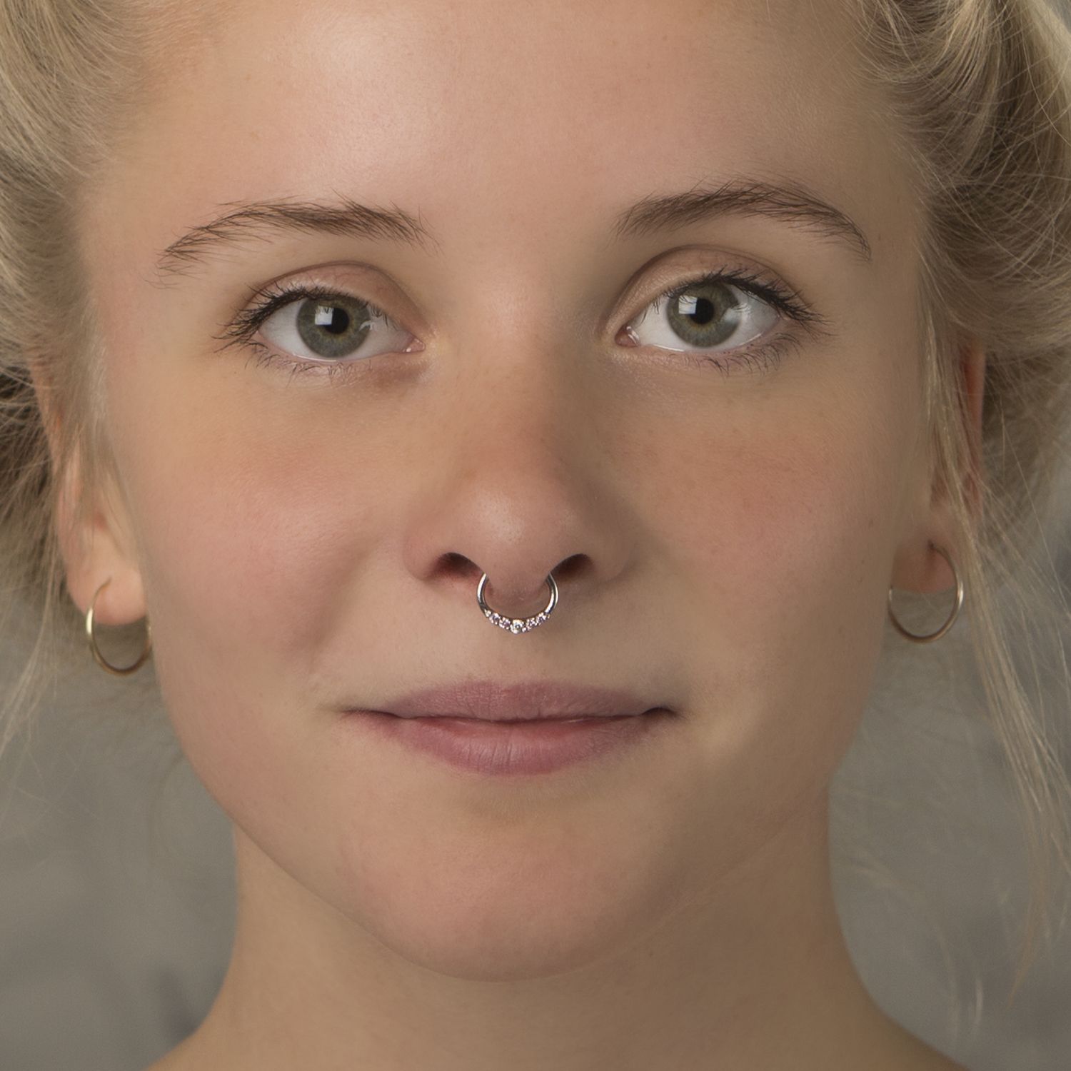 Clicker pour le septum avec cinq pierres