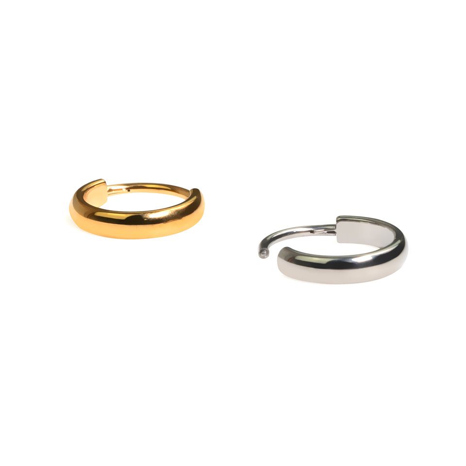 Anneau segment huggie en titane