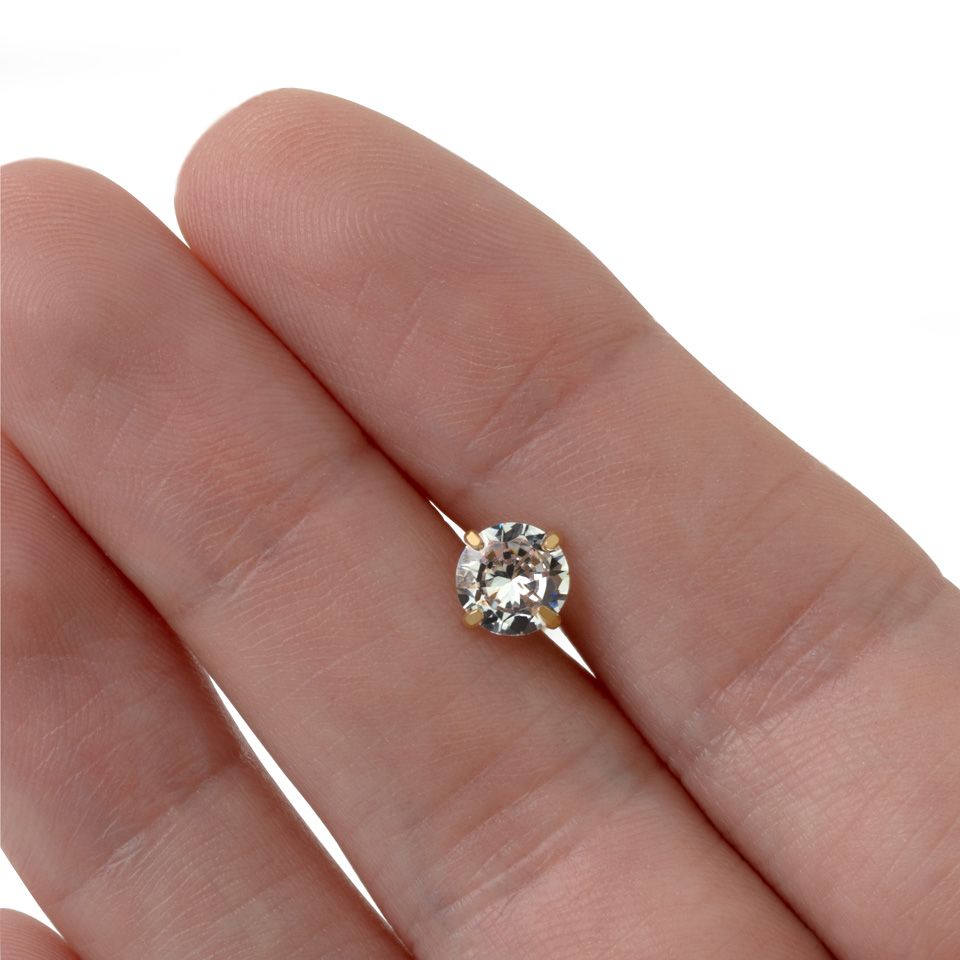 Piercing pour la langue avec une pierre ronde