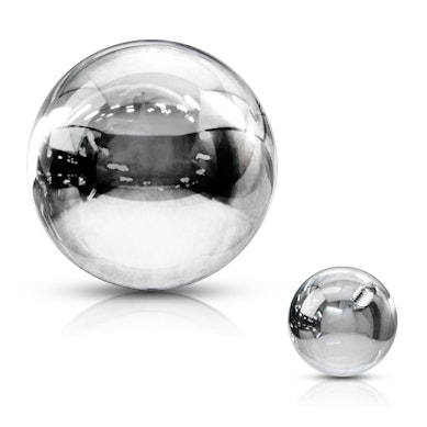 Boule de piercing avec une filetage interne