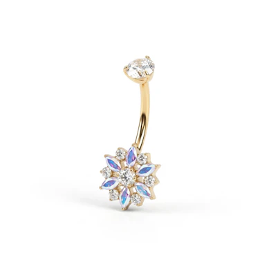 Piercing au nombril en titane avec une fleur