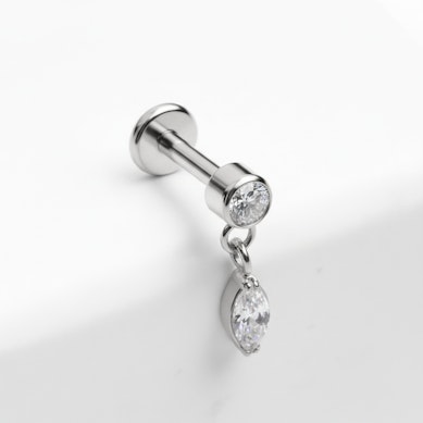 Labret en titane avec pierre pendante taillée en marquise