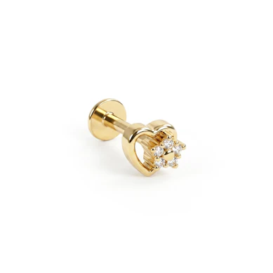Labret en titane avec un cœur et une petite fleur