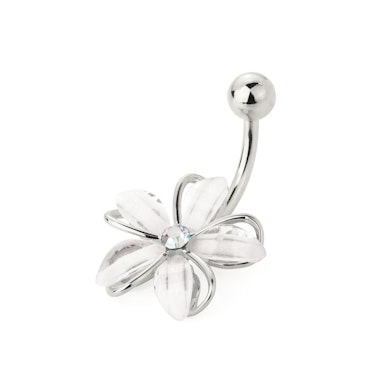 Piercing pour le nombril avec une fleur