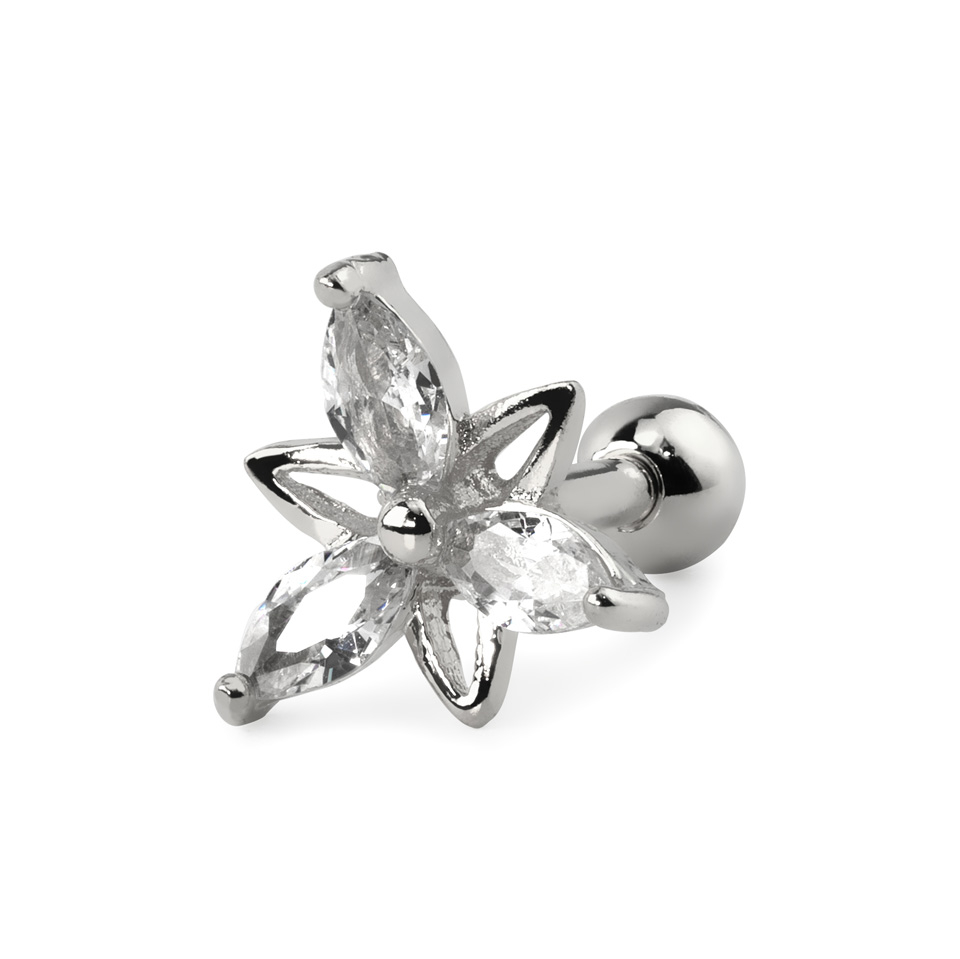 Piercing pour l'oreille avec pétales de fleurs