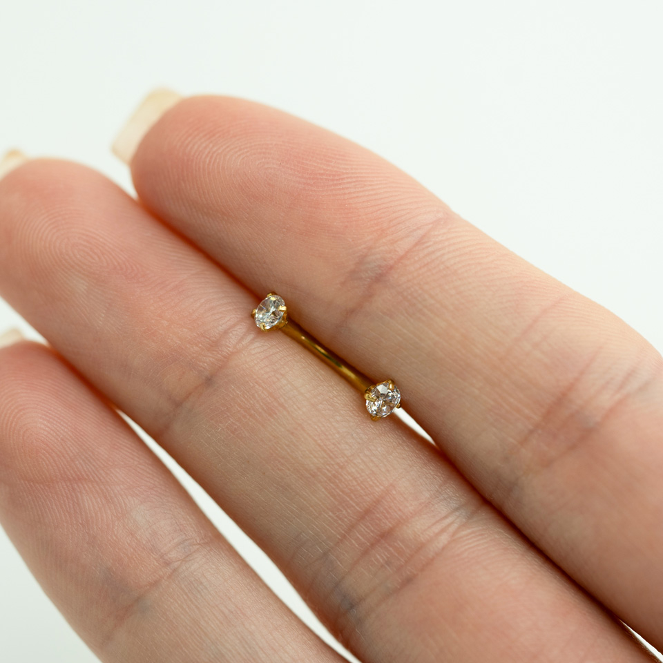 Tige barbell courbée avec un filetage interne et des pierres