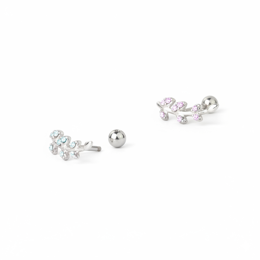 Piercing pour l'oreille avec feuilles ornées de pierres