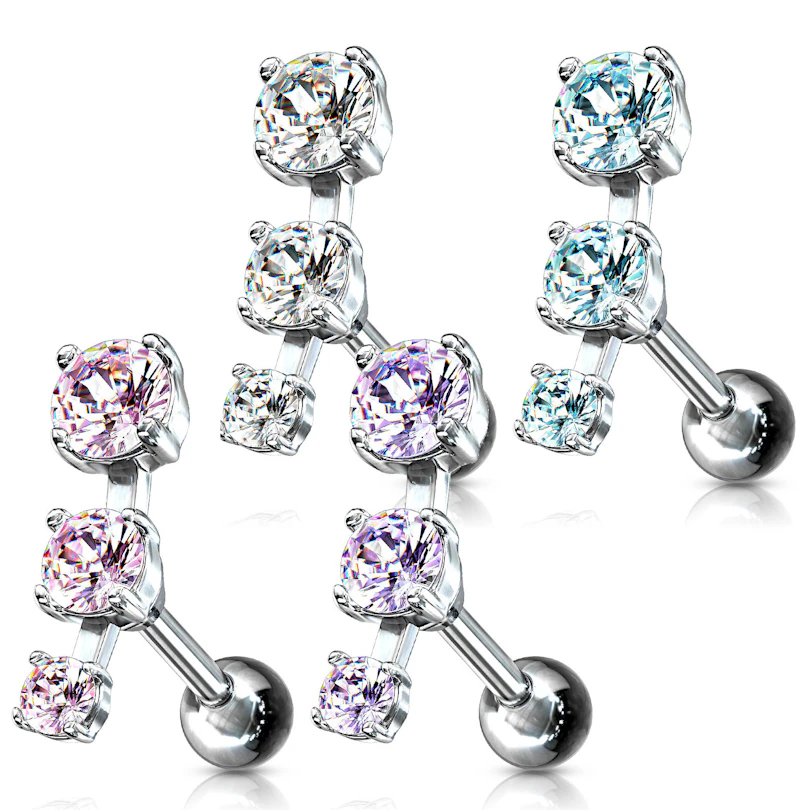 Piercing d'oreille avec une rangée de troispierres