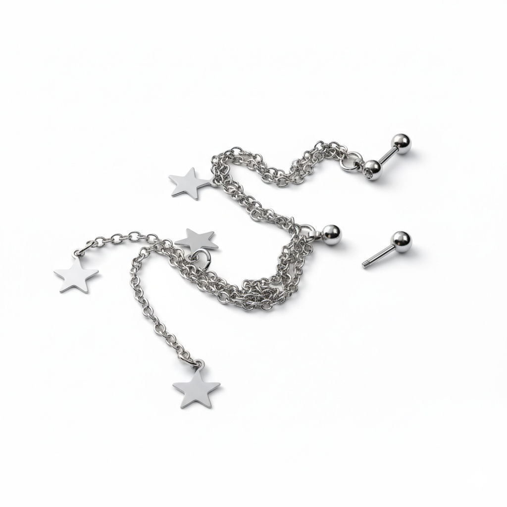 Piercing tragus ou piercing hélix avec des étoiles