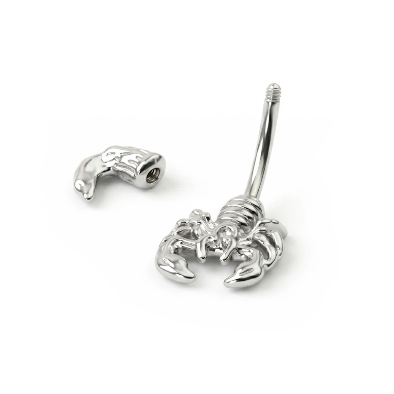 Piercing pour le nombril en forme de scorpion
