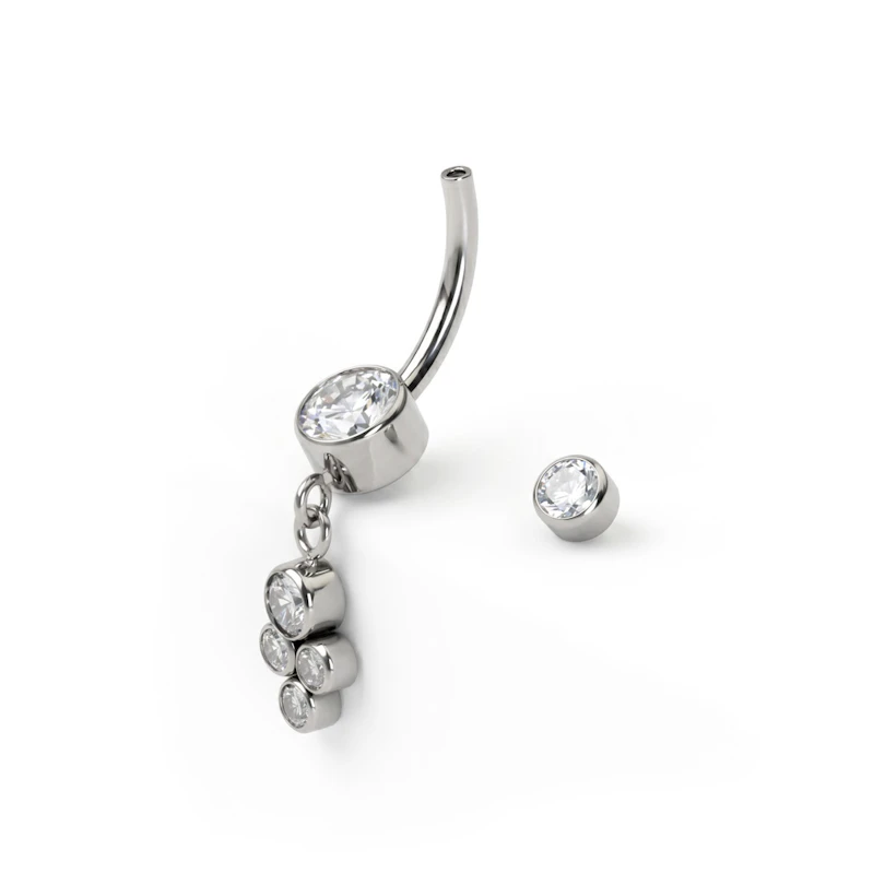 Piercing pour le nombril en titane et pierres serties pendantes