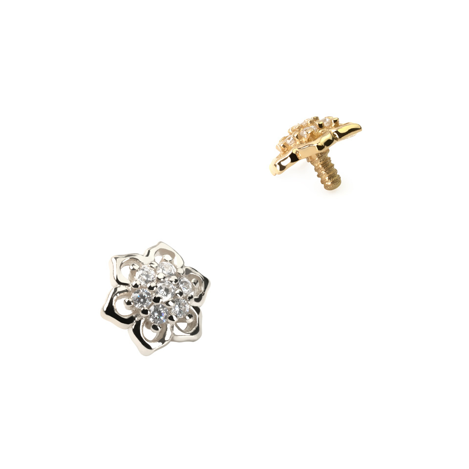 Ancre dermal avec une fleur en or 14 carats et 7 pierres au centre