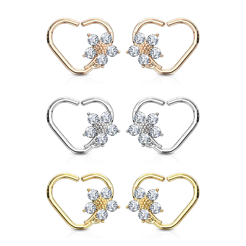 Piercing pour l'oreille avec un coeur avec une fleur en pierre