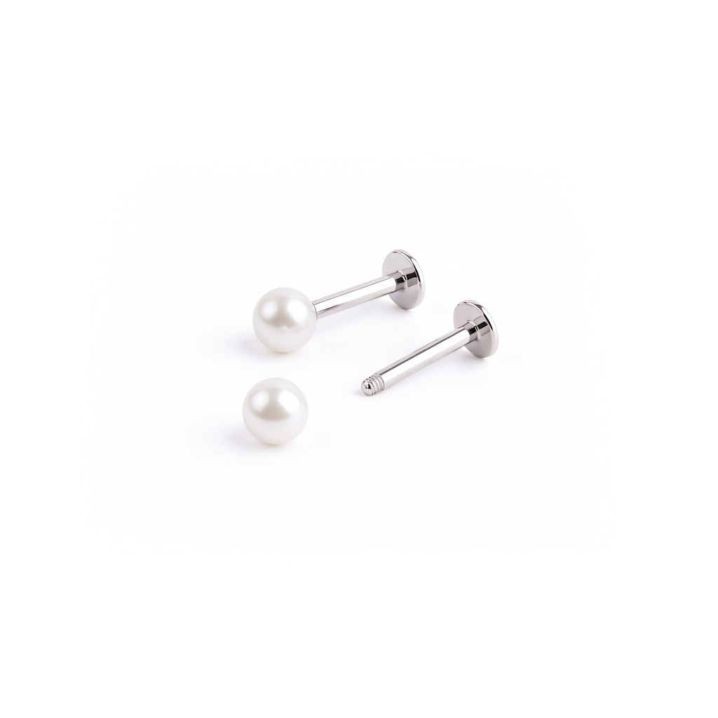 Labret avec une boule métallique