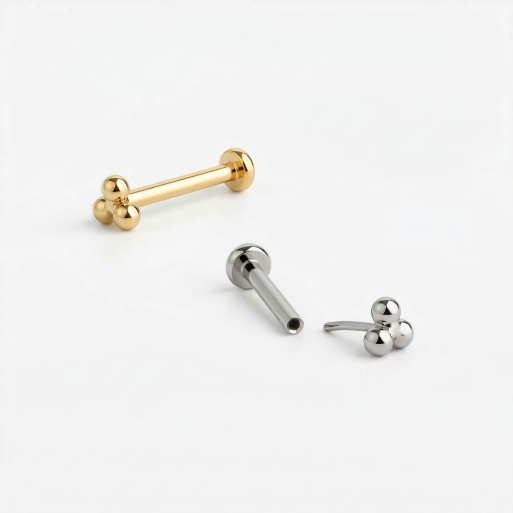 Labret push-in en titane avec boules sur la partie supérieure