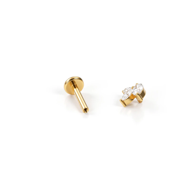 Sublime labret en titane avec filetage interne