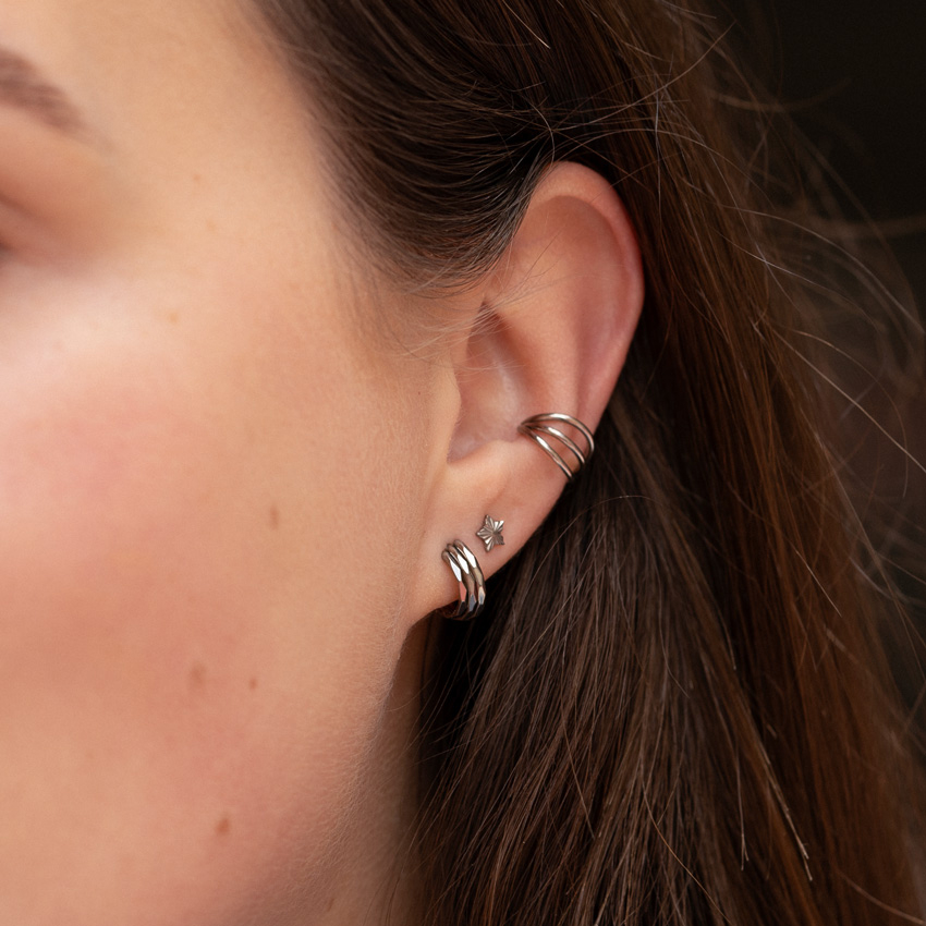 Labret en titane avec design texturé en forme d'étoile