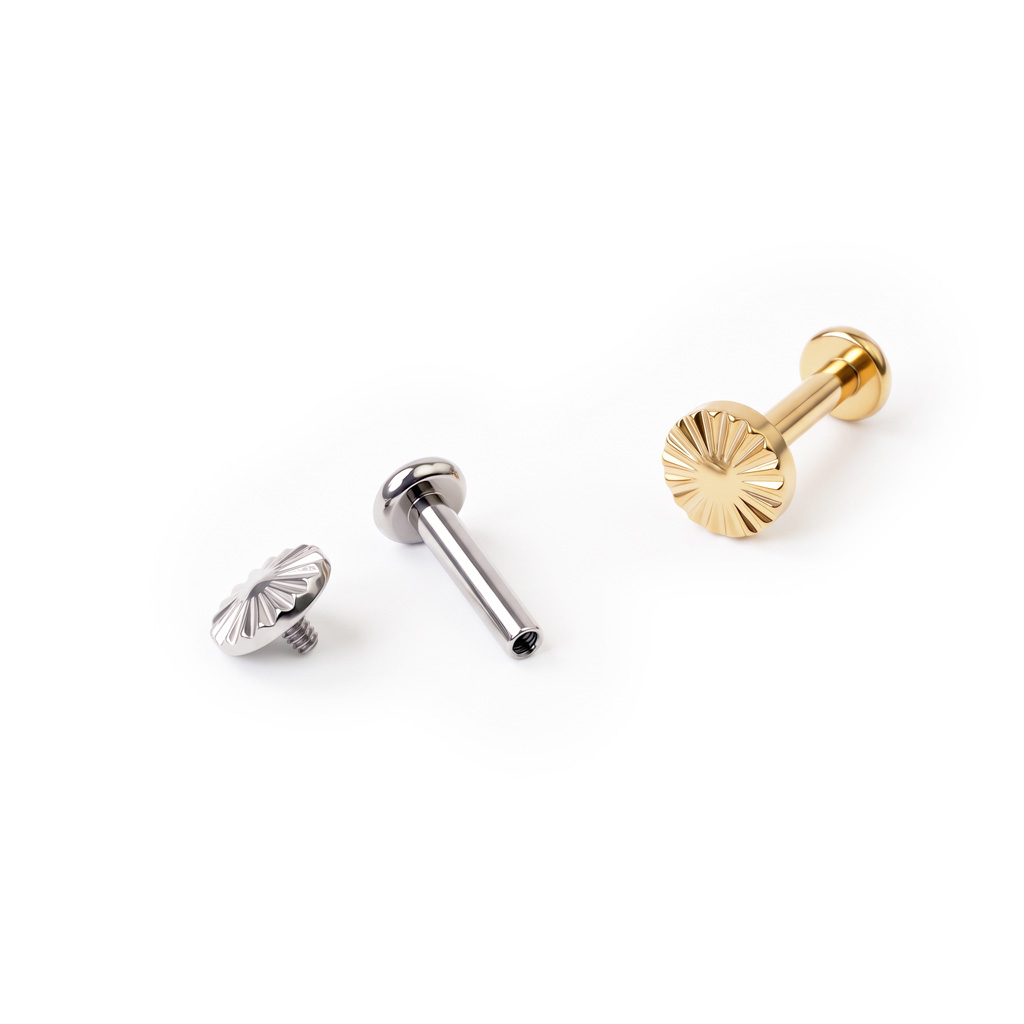 Labret en titane avec design en forme de diamant