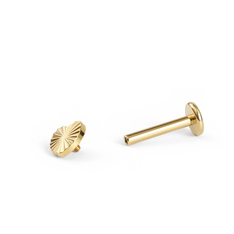 Labret en forme de cœur et motif texturé