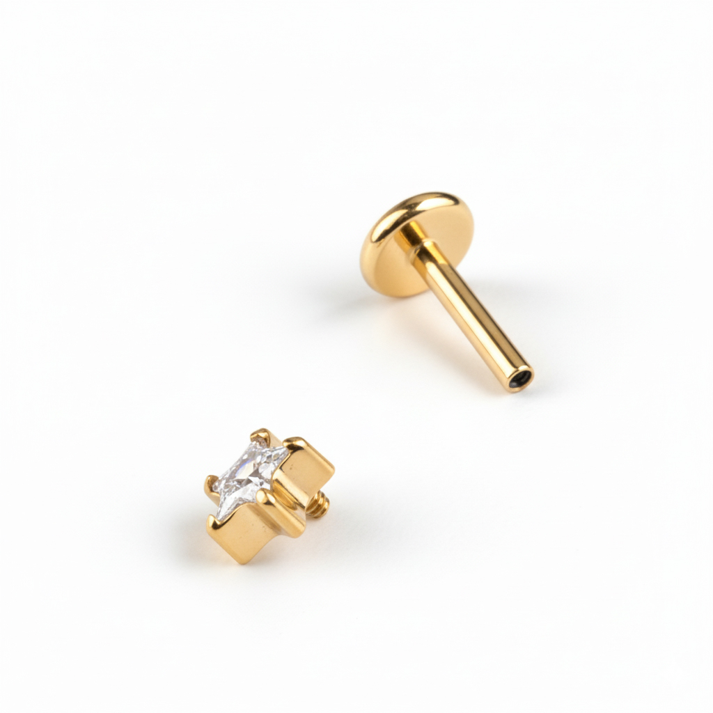 Labret en titane avec une pierre en forme d'étoile