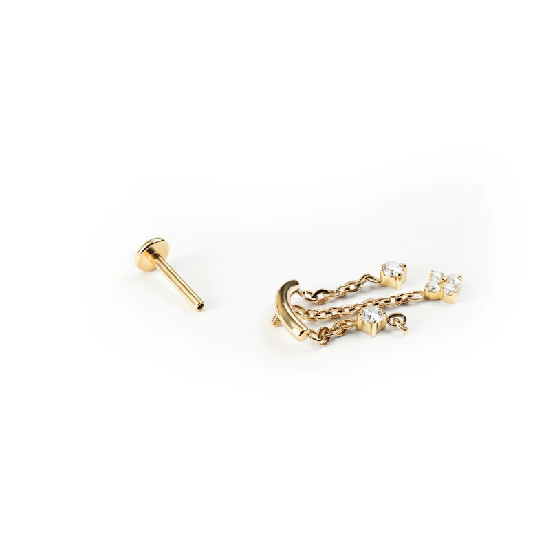 Labret en titane pour hélix caché avec fleurs et charms