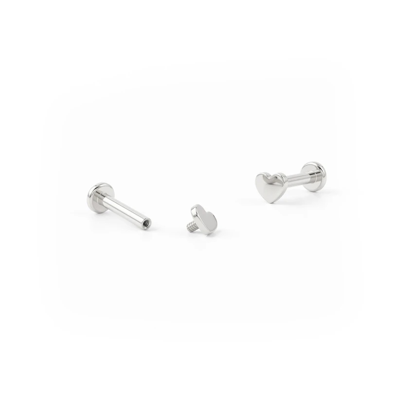 Labret en titane avec filetage interne et plusieurs designs