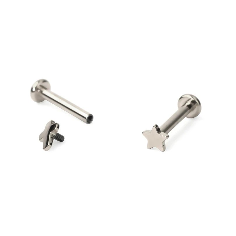 Labret en titane avec filetage interne et plusieurs designs