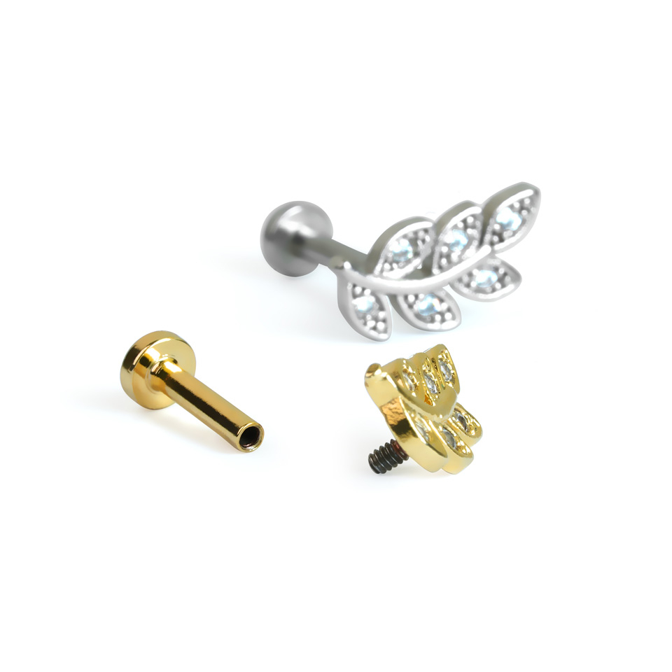 Labret avec filetage interne et une feuille ornée de pierres