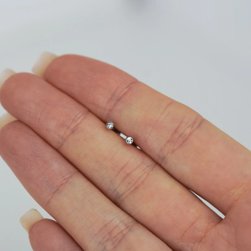 Labret avec petite pierre et filetage interne