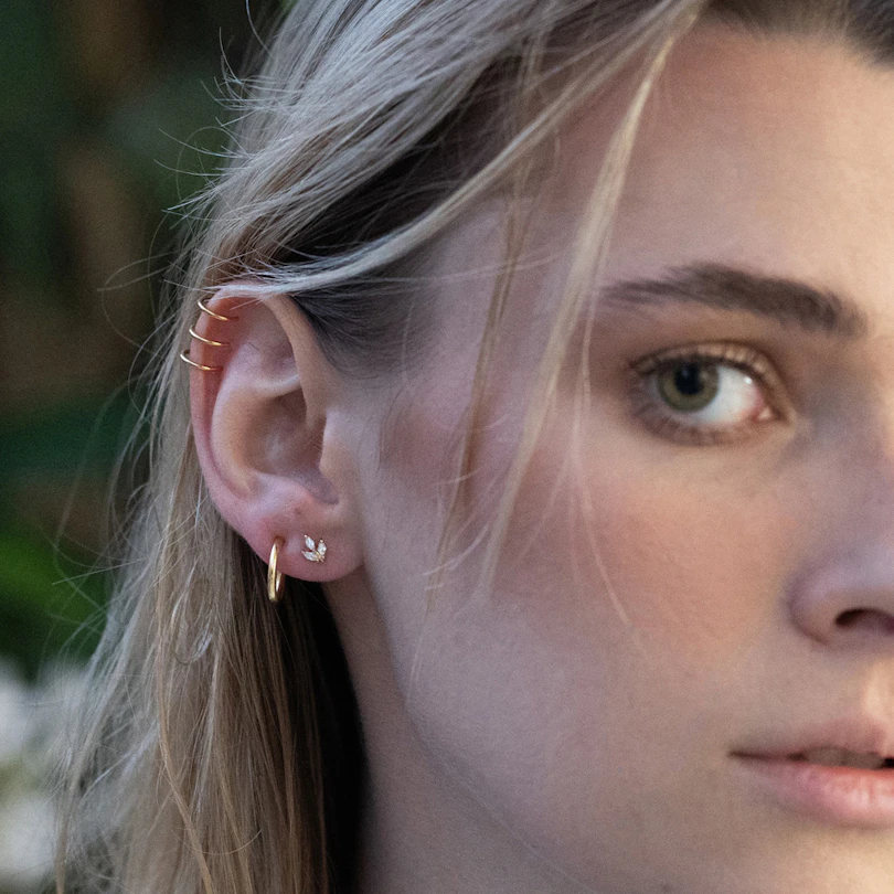 Faux piercing pour l'oreille