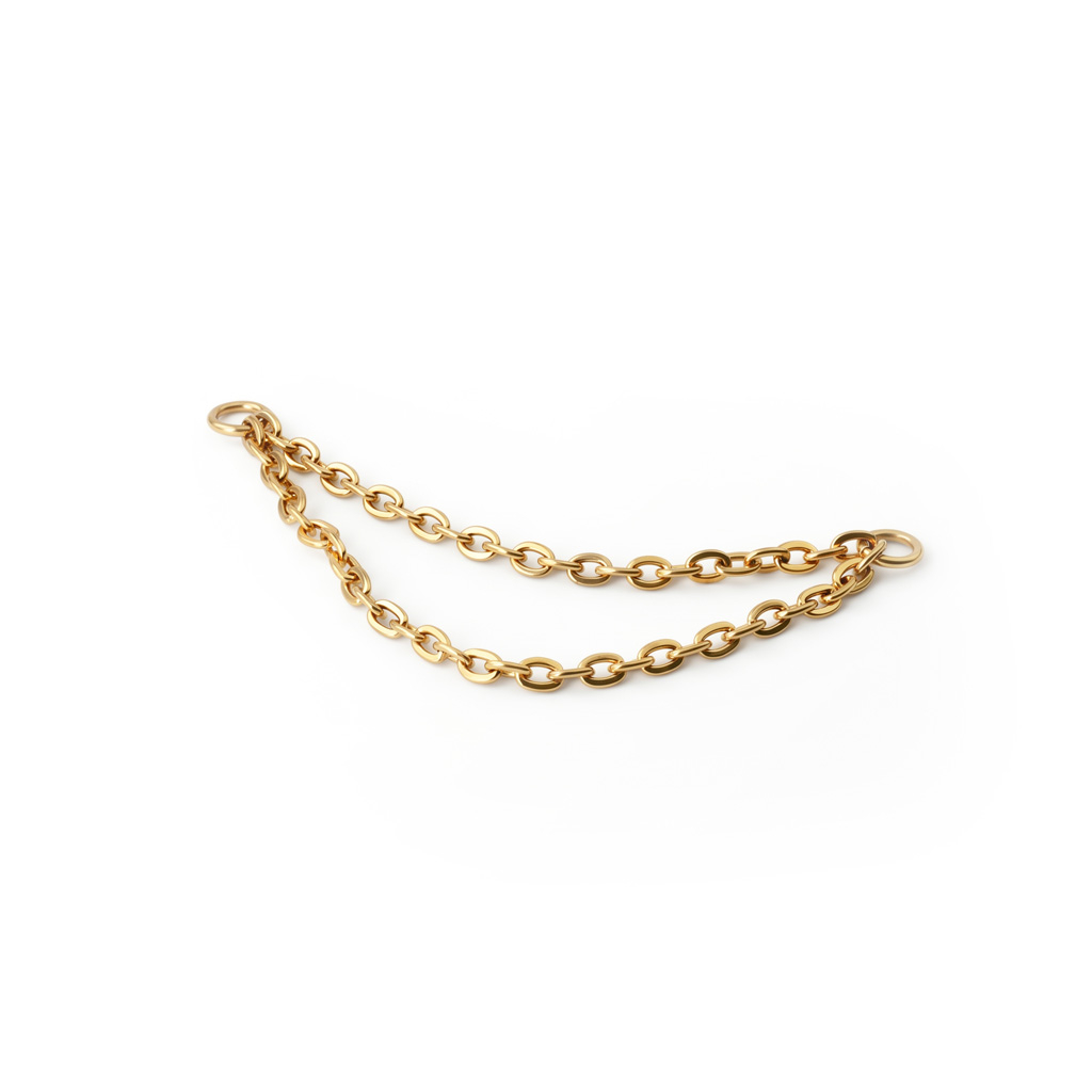Double chaîne en titane pour relier les piercings