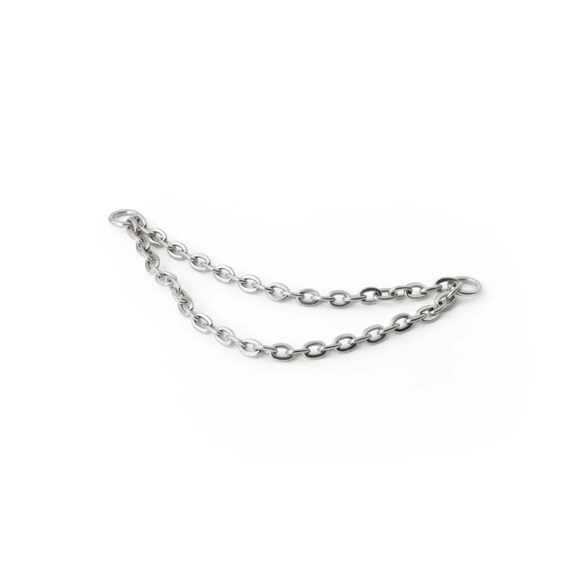 Double chaîne en titane pour relier les piercings