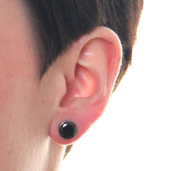 Plug avec pas de vis et pierre