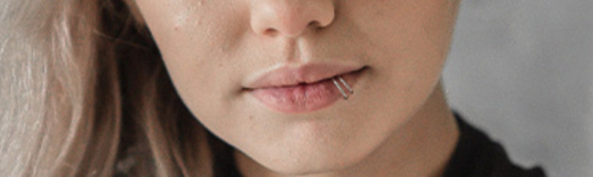 Tout ce que Tu Dois Savoir sur le Piercing Spiderbite